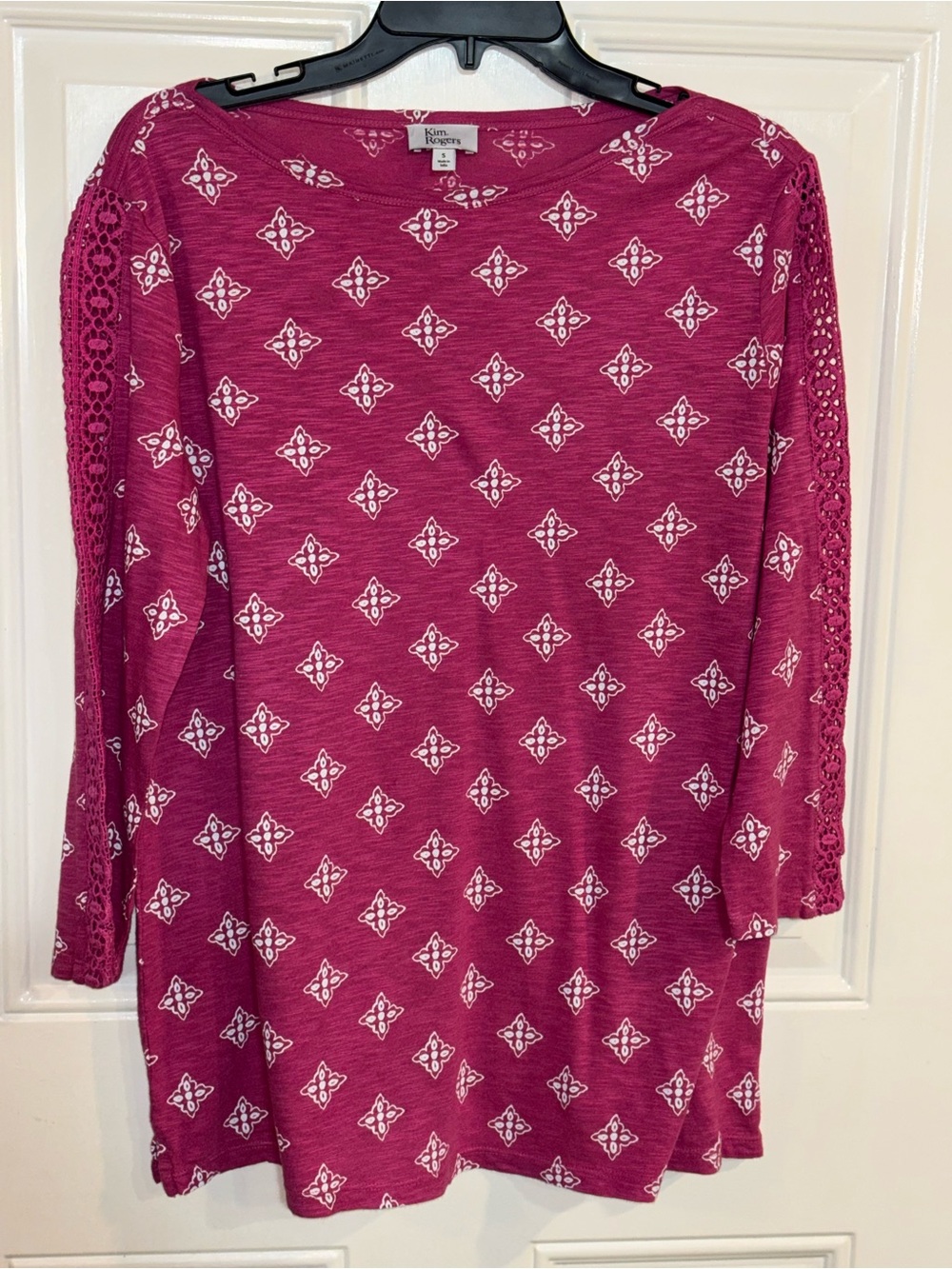Kim Rogers Fuchsia Printed Crochet-Sleeve Tunic Top